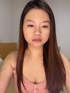 Snapshot of mimi05231 chatting on 9, 6, 2026 mimi05231 online show from 9, 6, 2026