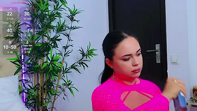 TemptingLuna  online show from 15, 7, 2026