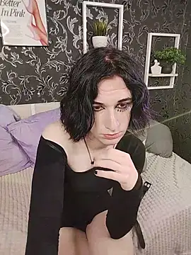 MickeQuinee online show from 7, 6, 2026