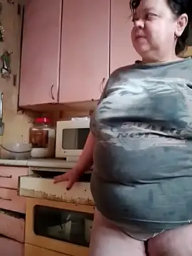 oksana72 online show from 6, 3, 2026