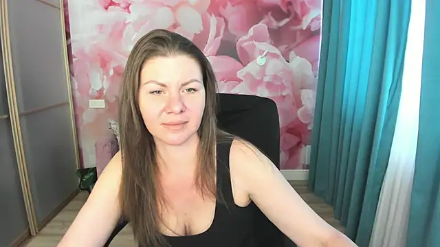 LunaKissesx online show from 5, 7, 2026