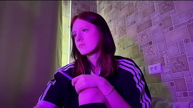 Catherine19Hunt online show from 10, 6, 2026