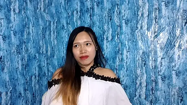 ZenaWojdak online show from 11, 6, 2026