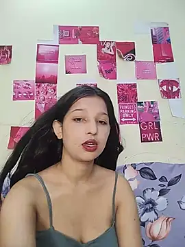 Queen Rosyy online show from 27, 7, 2026