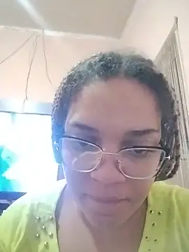 Snapshot of Esquetadinhas chatting on 19, 6, 2026 Esquetadinhas online show from 19, 6, 2026