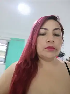 Agata Traviesa online show from 9, 6, 2026