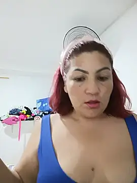 Agata Traviesa online show from 20, 7, 2026
