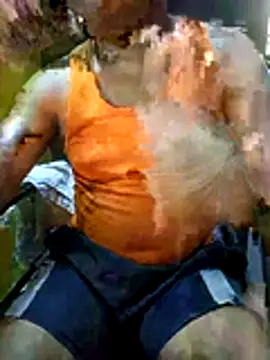 Snapshot of Lawrencedlkk007 chatting on 16, 4, 2026 Lawrencedlkk007 online show from 16, 4, 2026