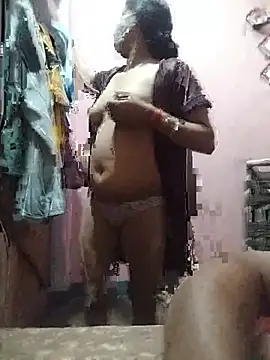 House girl22 online show from 3, 7, 2026