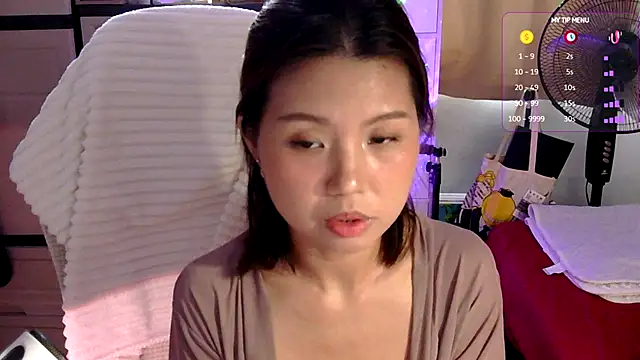 urgrl portia online show from 29, 7, 2026