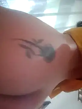 bonequinhaGatinha online show from 28, 7, 2026