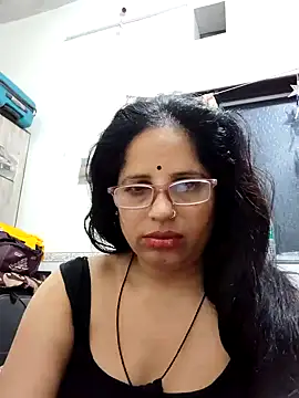 SWEETY01990 online show from 14, 7, 2026