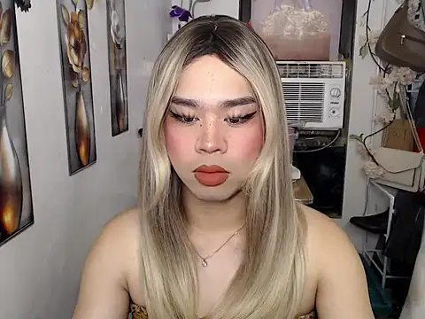 Horny HoneyX online show from 29, 7, 2026
