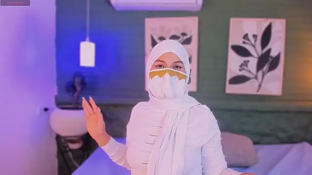 aisha k online show from 25, 7, 2026