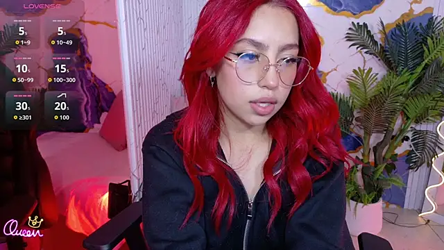 Snapshot of AYLE_TAY chatting on 18, 6, 2026 AYLE TAY online show from 18, 6, 2026
