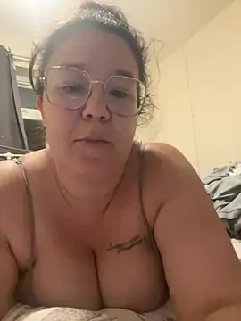 curvymayaxo online show from 9, 6, 2026