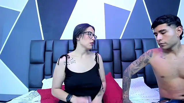 MiaAndAaron- online show from 25, 6, 2026