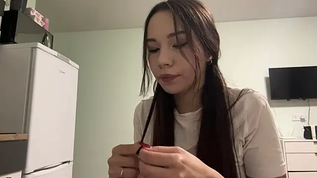 HotGirlMilla online show from 26, 6, 2026