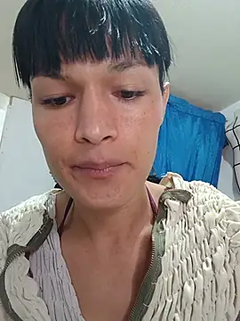 Sexy paulina outdoors online show from 23, 6, 2026