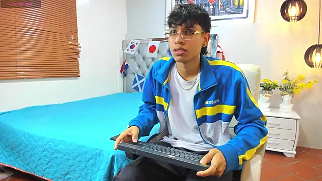 Jake Falcon online show from 25, 6, 2026