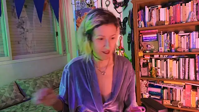 Snapshot of mina_here chatting on 22, 7, 2026 mina here online show from 22, 7, 2026