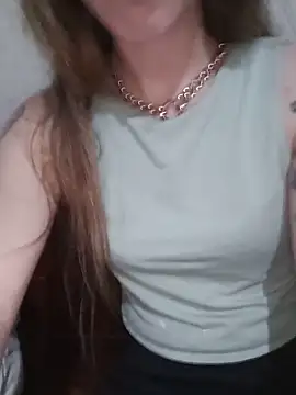 Snapshot of Luucy-Fer chatting on 18, 6, 2026 Luucy-Fer online show from 18, 6, 2026