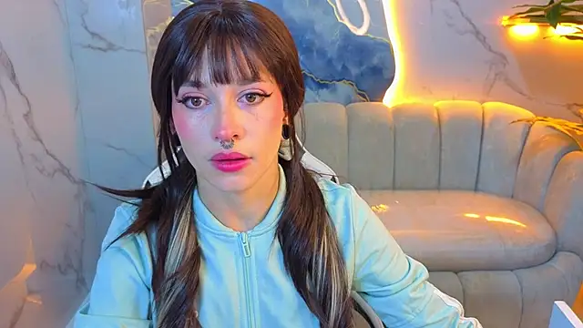 Lily Tx online show from 30, 6, 2026