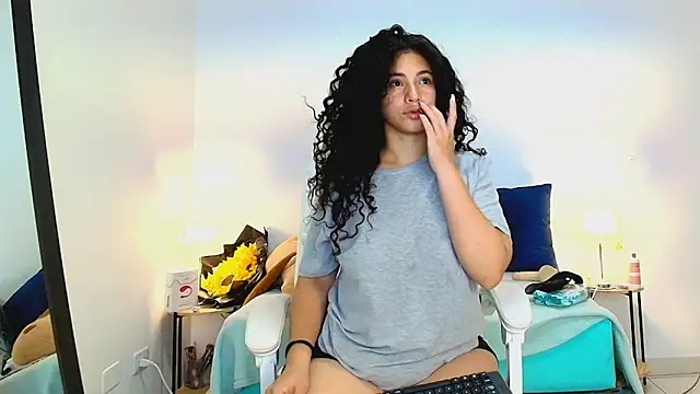 Isabella Sophia19 online show from 21, 7, 2026