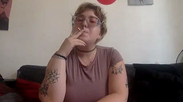 mysteradecadent online show from 26, 6, 2026