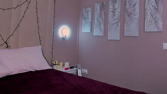 Snapshot of Lola_lovesss chatting on 25, 6, 2026 Lola lovesss online show from 25, 6, 2026
