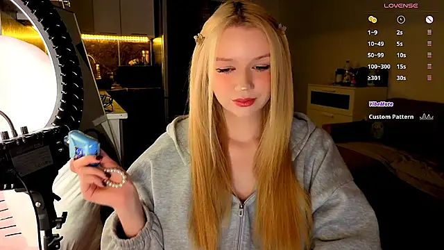 viyy online show from 11, 7, 2026