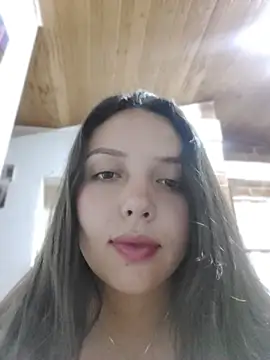 Bella Karoline online show from 7, 7, 2026