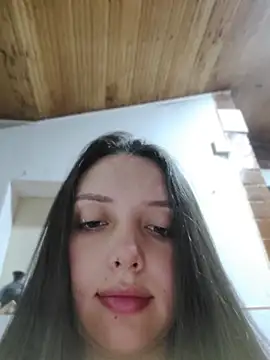 Bella Karoline online show from 8, 7, 2026