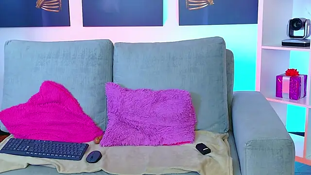 Another  angel online show from 22, 7, 2026