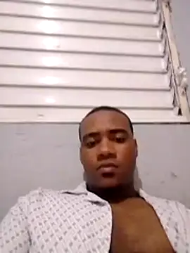 Snapshot of elnegrlay chatting on 14, 6, 2026 elnegrlay online show from 14, 6, 2026