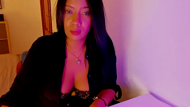 NicolePasqualott online show from 19, 9, 2025