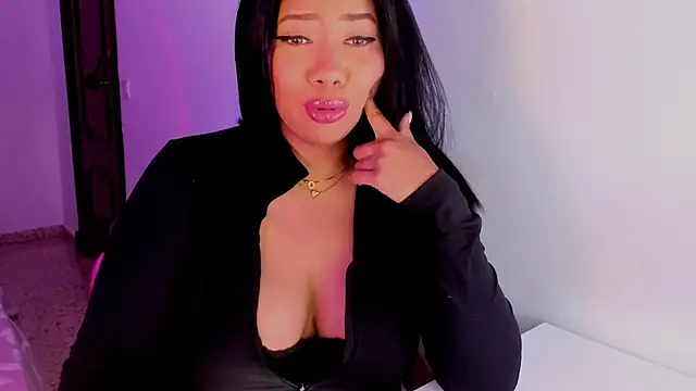 Snapshot of NicolePasqualott chatting on 25, 5, 2026 NicolePasqualott online show from 25, 5, 2026