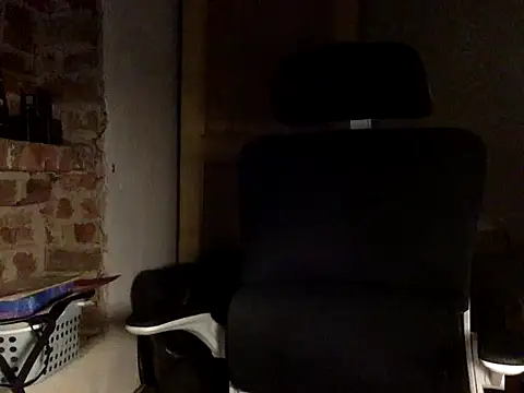boyasiannnn online show from 18, 7, 2026