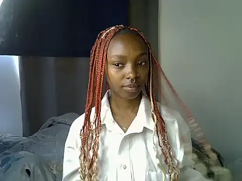 Petiteliz online show from 16, 6, 2026
