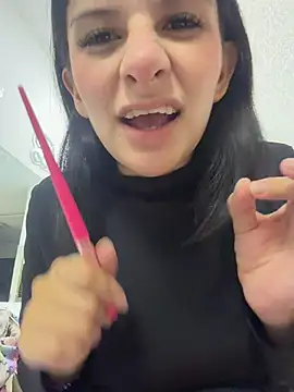 Mia Alanna online show from 24, 6, 2026