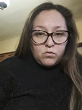 solcurvytriplxx online show from 22, 7, 2026