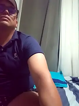 Alesandro0995 online show from 16, 6, 2026