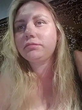 Snapshot of Sunshine-Lina chatting on 27, 7, 2026 Sunshine-Lina online show from 27, 7, 2026