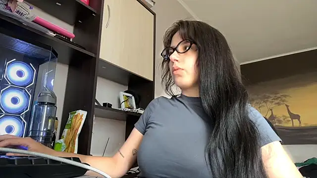 Snapshot of Secret_Vanilla_ chatting on 3, 7, 2026 Secret Vanilla online show from 3, 7, 2026
