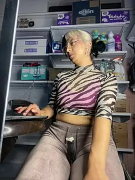 RebelKitty  online show from 2, 7, 2026
