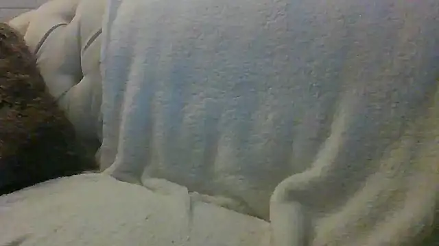 HotStraightDude online show from 17, 6, 2026