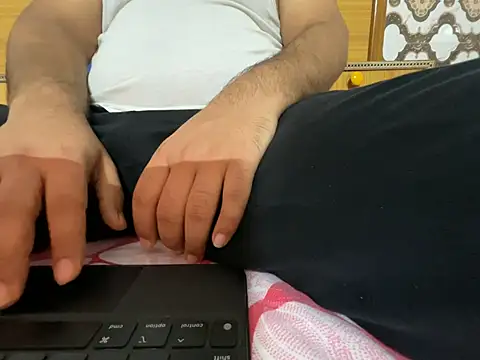Snapshot of virginboyjammu chatting on 10, 7, 2026 virginboyjammu online show from 10, 7, 2026