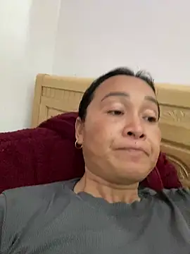 Snapshot of Loly_hana chatting on 3, 8, 2026 Loly hana online show from 3, 8, 2026
