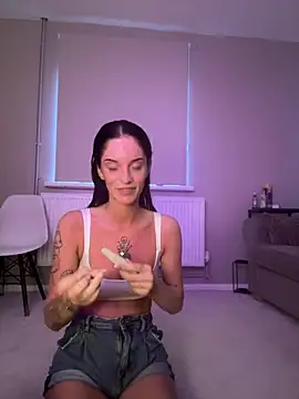 Emilysunrisex online show from 30, 6, 2026
