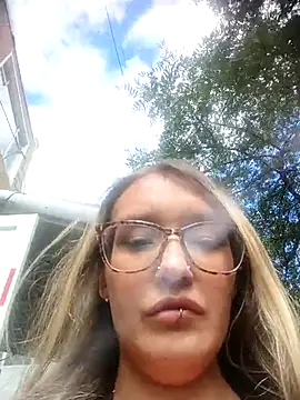 karla-giraldo1 online show from 25, 7, 2026